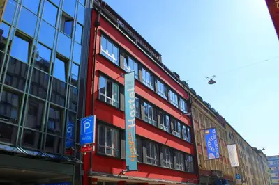 Das Gebäude in dem sich das Hostel befindet