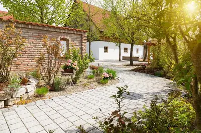 Ein Garten an der Unterkunft Landgasthof Vogelsang OHG