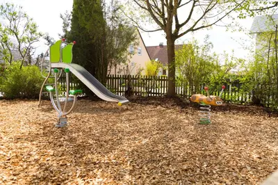 Ein Kinderspielbereich in der Unterkunft Landgasthof Vogelsang OHG