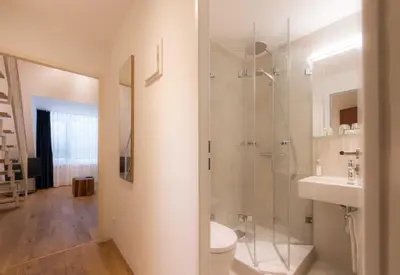 Ein Badezimmer in der Unterkunft Downtown Vi Vadi Hotel