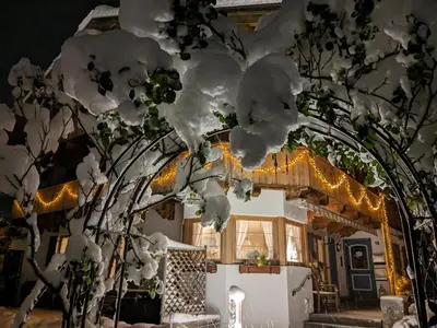 Das Gebäude in dem sich die Ferienwohnung befindet