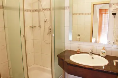 Ein Badezimmer in der Unterkunft Hotel Gasthof Krone