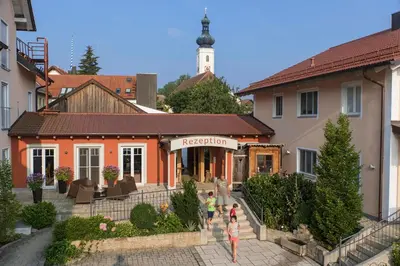 Das Gebäude in dem sich das Hotel befindet