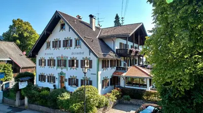 Das Gebäude in dem sich die Pension befindet