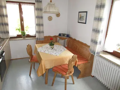 Ein Sitzbereich in der Unterkunft Gästehaus St. Bartholomä