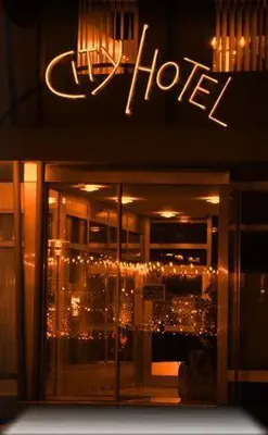 Ein Zertifikat, Auszeichnung, Logo oder anderes Dokument, das in der Unterkunft City Hotel ausgestellt ist