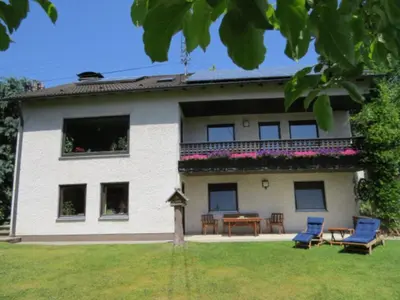 Ein Garten an der Unterkunft Eberhardt