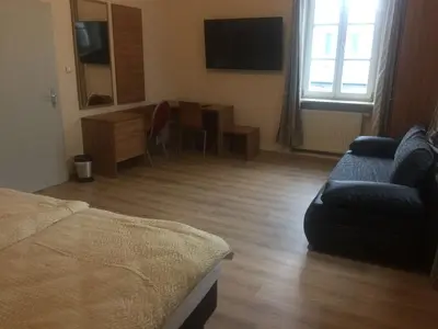 TV/Unterhaltungsangebot in der Unterkunft Jujhar's Gästehaus