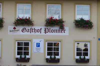 Ein Zertifikat, Auszeichnung, Logo oder anderes Dokument, das in der Unterkunft Il Plonner - Hotel Restaurant Biergarten ausgestellt ist