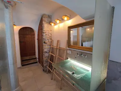 Ein Badezimmer in der Unterkunft Künstlerhaus Weissgerbergütl