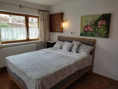 Ein Bett oder Betten in einem Zimmer der Unterkunft Künstlerhaus Weissgerbergütl
