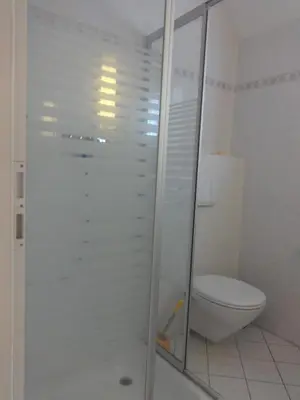 Ein Badezimmer in der Unterkunft Apartement Schönbach