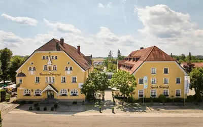 Das Gebäude in dem sich das Hotel befindet