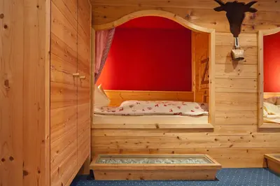 Ein Bett oder Betten in einem Zimmer der Unterkunft Gasthof Falkenstein - Metzgerei Schwaiger -