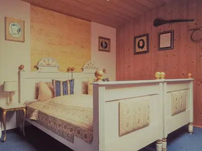 Ein Bett oder Betten in einem Zimmer der Unterkunft Gasthof Falkenstein - Metzgerei Schwaiger -