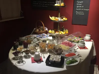Essen im Hotel oder in der Nähe