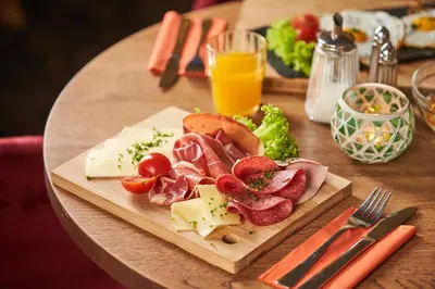 Essen im Hotel oder in der Nähe