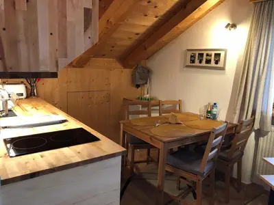 Ein Sitzbereich in der Unterkunft Ferienwohnung Uschi Willibald