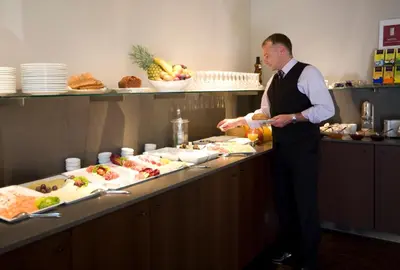 Essen im Hotel oder in der Nähe