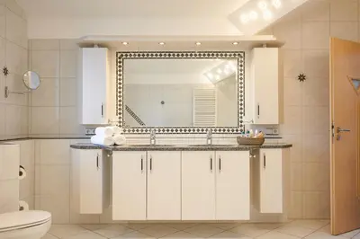 Ein Badezimmer in der Unterkunft Hotel Seeblick & Ferienwohnung