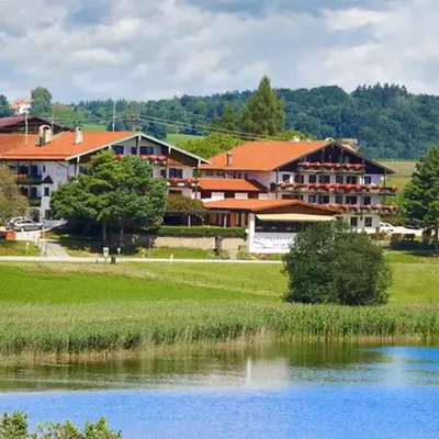 Hotel Seeblick & Ferienwohnung