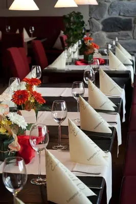 Ein Restaurant oder anderes Speiselokal in der Unterkunft Hubertus Apfeltrang - Braugasthof und Wellnesshotel im Allgäu