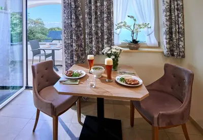 Essen im Hotel oder in der Nähe