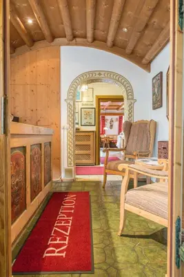 Ein Sitzbereich in der Unterkunft Landhotel zum Metzgerwirt