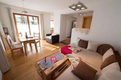 Ein Sitzbereich in der Unterkunft Ferienwohnung F9