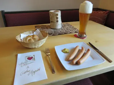 Essen im Hotel oder in der Nähe