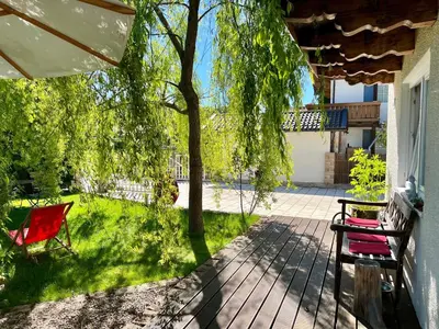 Ein Garten an der Unterkunft Gästehaus Grabbe