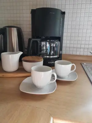 Kaffee-/Teezubehör in der Unterkunft graublau