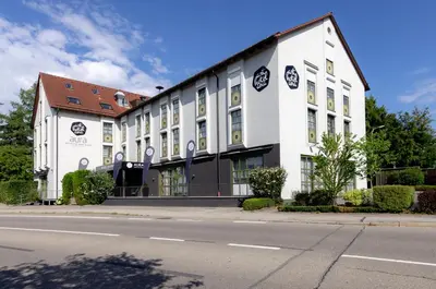 Das Gebäude in dem sich das Hotel befindet
