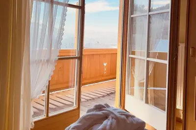 Ein Bett oder Betten in einem Zimmer der Unterkunft Wellnesshotel Waldruh