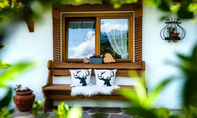 Ein Garten an der Unterkunft Ferienwohnung Bergfrieden