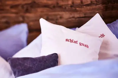 Ein Bett oder Betten in einem Zimmer der Unterkunft Hotel Garni Eder
