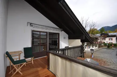 Ein allgemeiner Bergblick oder ein Berglick von der Ferienwohnung aus