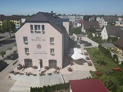 Das Gebäude in dem sich das Hotel befindet