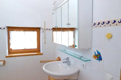 Ein Badezimmer in der Unterkunft Ferienwohnung Bacher