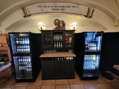 Lounge oder Bar in der Unterkunft A8 Hotel im Darchinger Hof Bed & Breakfast - Zwischen Holzkirchen und Weyarn - Zwischen München Salzburg und Innsbruck - Kurz vor dem Irschenberg