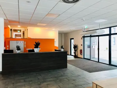 Lobby/Rezeption in der Unterkunft Hotel Staffelseestraße