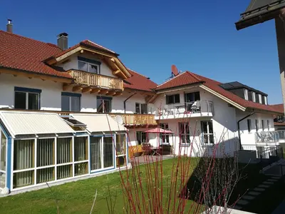 Das Gebäude in dem sich die Pension befindet