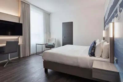 Ein Bett oder Betten in einem Zimmer der Unterkunft Courtyard by Marriott Oberpfaffenhofen Munich South