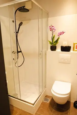 Ein Badezimmer in der Unterkunft Ahorn Hotel
