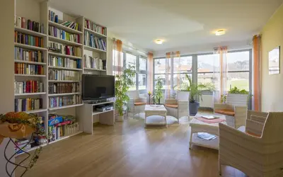 Die Bibliothek in der Ferienwohnung