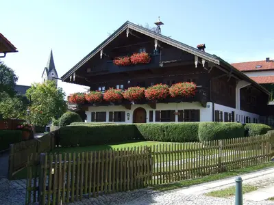 Das Gebäude in dem sich die Pension befindet