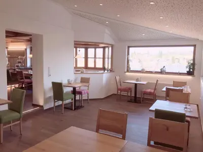 Ein Sitzbereich in der Unterkunft Hotel am Wiesenhang - Garni