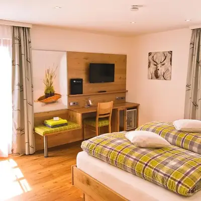 Hotel am Wiesenhang - Garni
