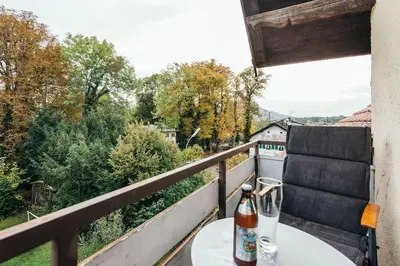 Ein Balkon oder eine Terrasse in der Unterkunft Ferienwohnung am Seidlpark
