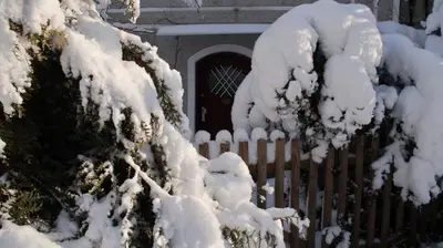 Alte Wirtschaft im Winter